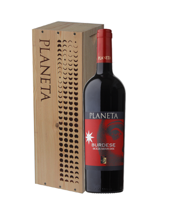Rode wijnen  Sicilia Rosso DOC Burdese 2015 Magnum - Planeta 40,90 â‚¬ Rode wijnen  Sicilia Rosso DOC Burdese 2015 Magnum - Planeta 40,90 â‚¬
