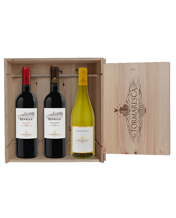 Rode wijnen  Cassetta I Classici da 3 BT: Neprica Primitivo, Puglia Neprica Negroamaro , Puglia IGT Chardonnay Puglia - Antin...