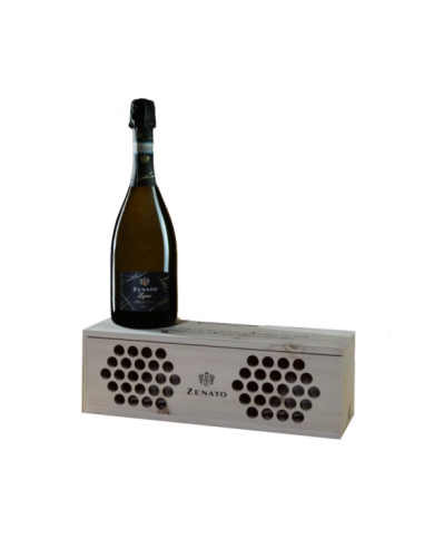 White wines  Cassetta Gorge Crisalidi con Lugana D.O.C. Metodo classico brut 2017 - Zenato 31,23 â‚¬ White wines  Cassetta Gorge Crisalidi con Lugana D.O.C. Metodo classico brut 2017 - Zenato 31,23 â‚¬
