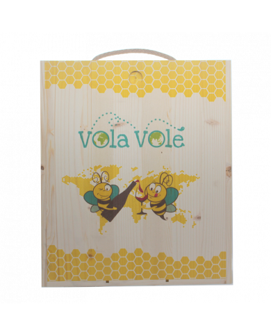 Accessori  Cassetta in legno da 3 bottiglie Vuota Vola Volè - Cantina Orsogna 17,29 € Accessori  Cassetta in legno da 3 bottiglie Vuota Vola Volè - Cantina Orsogna 17,29 €