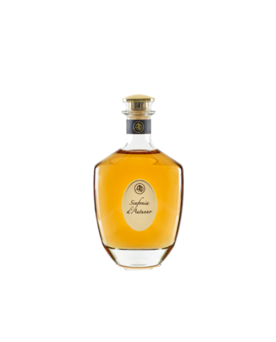 Distillates  Grappa Riserva Sinfonia d’autunno Cassetta legno - Altavilla 70,00 € Distillates  Grappa Riserva Sinfonia d’autunno Cassetta legno - Altavilla 70,00 €