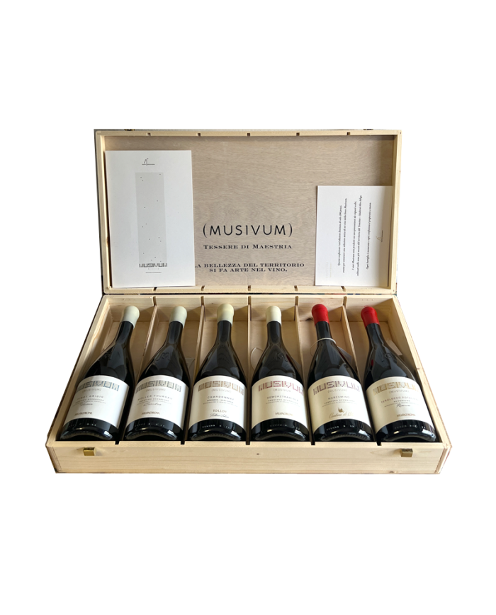 Witte Wijnen  Confezione in legno da 6 bottiglie miste - Musivum 248,00 €