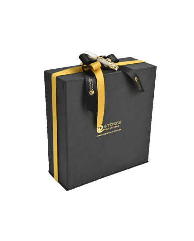 Natives Olivenöl extra  Embrace Olio extravergine di oliva Sicilia IGP 500 ml gift box - Evo Embrace 32,56 â‚¬ Natives Olivenöl extra  Embrace Olio extravergine di oliva Sicilia IGP 500 ml gift box - Evo Embrace 32,56 â‚¬