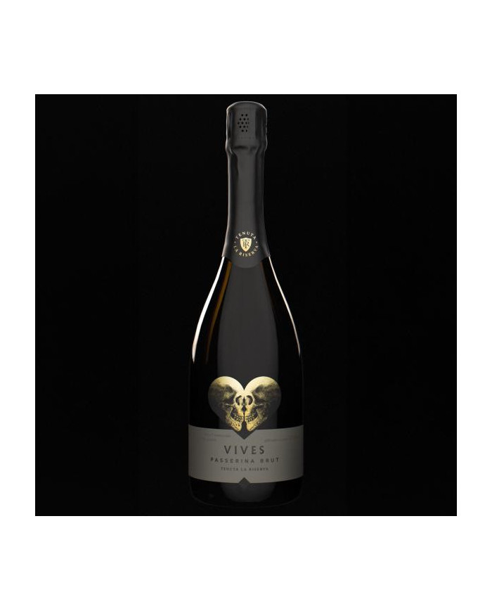 Sparkling Wines  Vives passerina spumante Brut - Tenuta la Riserva 7,43 € Sparkling Wines  Vives passerina spumante Brut - Tenuta la Riserva 7,43 €