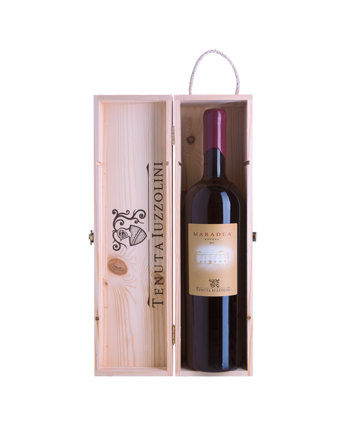 Rode wijnen  Maradea Rosso Riserva 2021 Magnum - Tenuta Iuzzolini 58,63 € Rode wijnen  Maradea Rosso Riserva 2021 Magnum - Tenuta Iuzzolini 58,63 €
