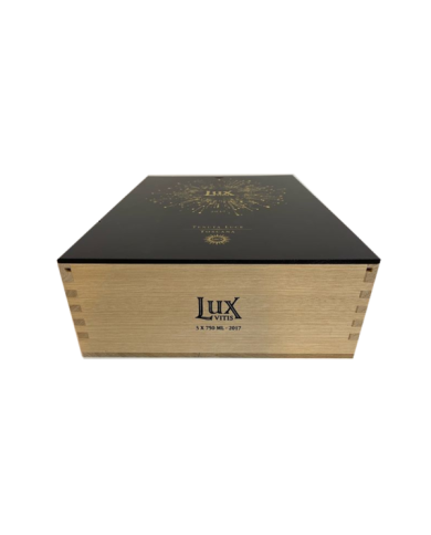 Zubehör  Cassetta Vuota "Lux Vitis 2017" da 3 bottiglie - Frescobaldi 24,51 â‚¬ Zubehör  Cassetta Vuota "Lux Vitis 2017" da 3 bottiglie - Frescobaldi 24,51 â‚¬