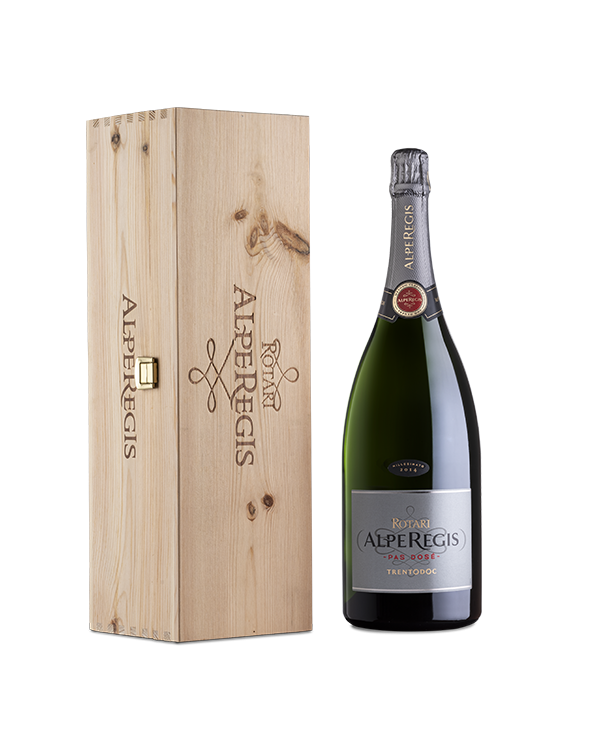 White wines  AlpeRegis Pas Dosé Trento DOC 2014 Magnum Confezione legno - Rotari 55,00 â‚¬ White wines  AlpeRegis Pas Dosé Trento DOC 2014 Magnum Confezione legno - Rotari 55,00 â‚¬