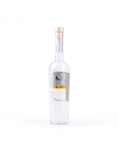 Distillati  Grappa di Moscato Giallo - Nota 18,50 € Distillati  Grappa di Moscato Giallo - Nota 18,50 €